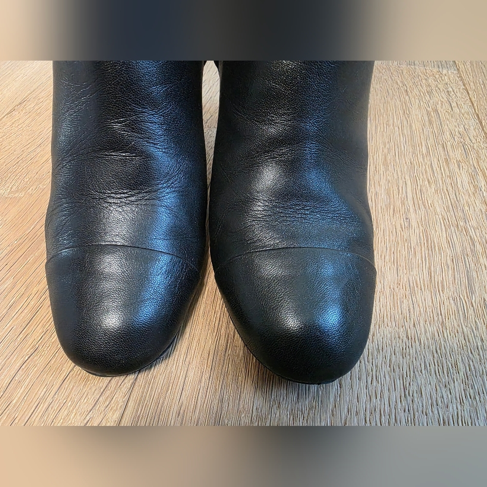 CHANEL Black Leather Boots - Picture 8 of 16